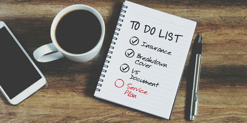 Lloyd Land Rover Service Plans